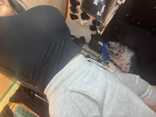 female-escorts-in-long-island-city-ny-332-272-8797-big-2