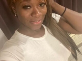 charisma-female-escorts-in-lancaster-ca