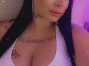 nikole-female-escorts-in-warwick-ri-305-481-4009