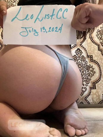 exclusive-escort-services-for-your-every-desire-female-escorts-in-brampton-canada-big-0
