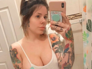 hit-me-up-on-and-whatsapp-6304-telegramgooglechat-cro-female-escorts-in-toronto-canada