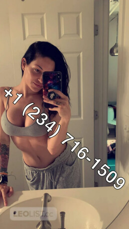 im-always-available-to-fuck-you-hard-and-suck-on-your-balls-female-escorts-in-cornwall-canada-big-1
