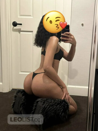 sexy-slim-partygirl-upscale-beautyouts-all-areas-female-escorts-in-guelph-canada-big-3