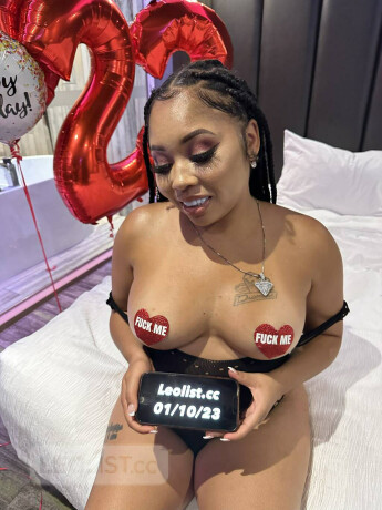 star-skills-at-dixie-401-female-escorts-in-burlington-canada-big-1