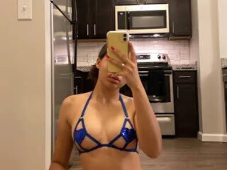 i-take-deepthroat-seriously-text-me-only-when-youre-ready-female-escorts-in-fort-mcmurray-canada