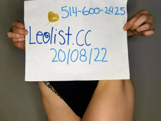 outcall-petite-tattoo-horny-and-good-vibes-female-escorts-in-montreal-canada
