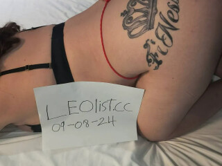 all-natural-chloe-female-escorts-in-montreal-canada