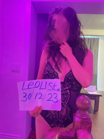 new-vietnamese-girls-100real-photo-female-escorts-in-vaughan-canada-big-2