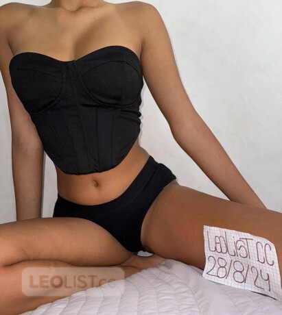 beautiful-latina-top-model-charismatic-very-devoted-anal-female-escorts-in-brampton-canada-big-1