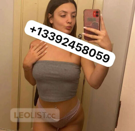 100-wet-juicy-pussy-female-escorts-in-kitchener-canada-big-2