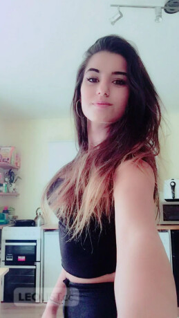 indian-beauty-girl-available-for-incall-or-outcall-service-female-escorts-in-brampton-canada-big-1