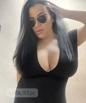 all-you-can-eat-milf-buffet-female-escorts-in-vaughan-canada-big-2