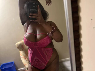tasty-female-escorts-in-london-canada-51-93181192