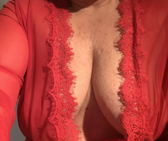 emma-female-escorts-in-montreal-canada-51-47-956411-big-1