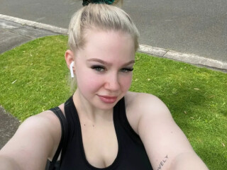 katie-female-escorts-in-hanover-canada