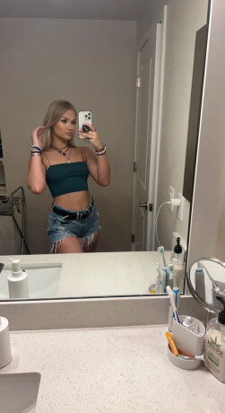 kate-female-escorts-in-waterloo-canada-646-643-8438-big-3