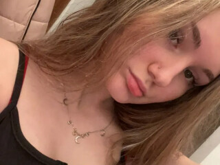 lisa-female-escorts-in-ajax-canada-929-754-7754