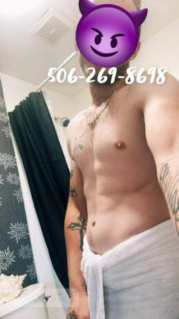 female-escorts-in-halifax-canada-big-0
