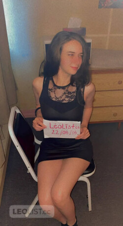 petite-sexy-te-recois-ou-se-deplace-female-escorts-in-laval-canada-big-3