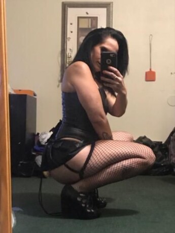 skylar-female-escorts-in-greater-sudbury-canada-1-289-389-0212-big-4
