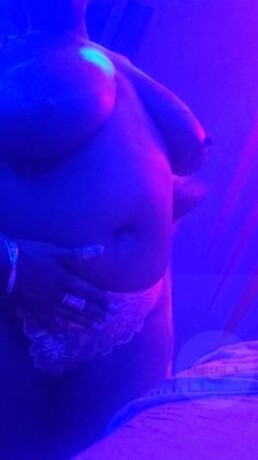 nubia-female-escorts-in-thunder-bay-canada-1-587-600-2285-big-3