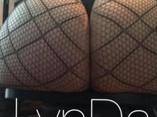 female-escorts-in-ottawa-canada-1-819-800-4853