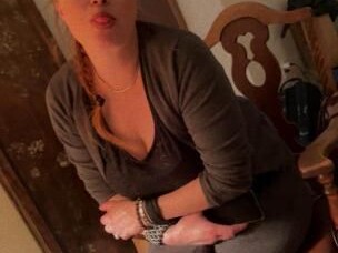 jenny-female-escorts-in-winnipeg-canada