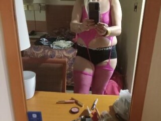 coco-female-escorts-in-edmonton-canada