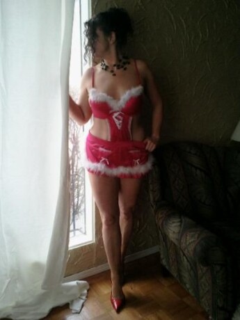 carrieann-female-escorts-in-red-deer-canada-1-587-974-4114-big-2