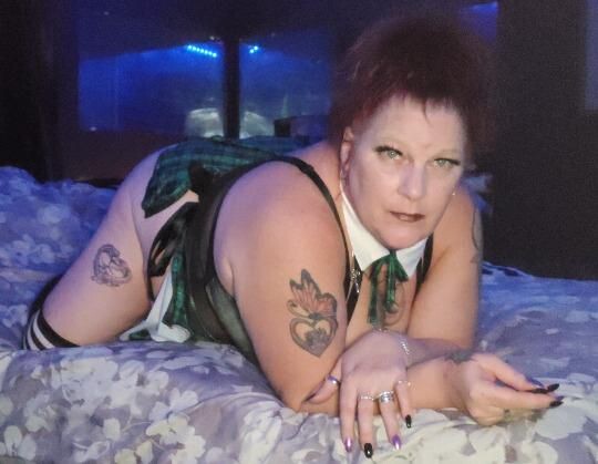 pinkylove-female-escorts-in-niagara-falls-canada-1-289-228-0299-big-1