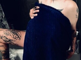ace-female-escorts-in-toronto-canada