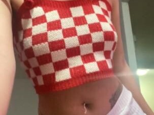 leila-female-escorts-in-prince-albert-canada