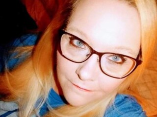 miss-kitty-female-escorts-in-edmonton-canada