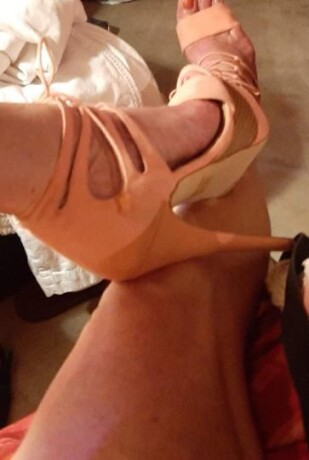 wendy-lou-female-escorts-in-niagara-falls-canada-1-289-690-2432-big-3