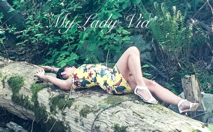 ill-be-the-flower-in-your-field-of-green-female-escorts-in-vancouver-canada-big-4