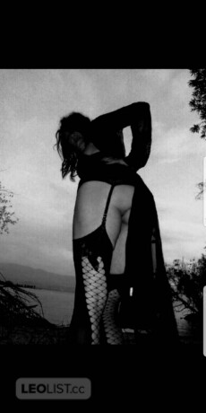 brook-female-escorts-in-kelowna-canada-big-3