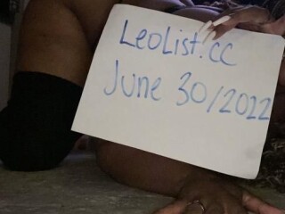 chantel-female-escorts-in-toronto-canada