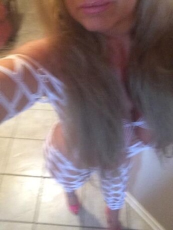 portia-female-escorts-in-montreal-canada-1-819-303-2583-big-1