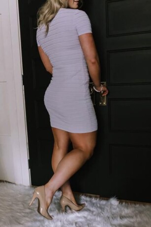 fit-fun-flirty-harlyn-grace-visiting-oct-21-25-female-escorts-in-vancouver-canada-big-0