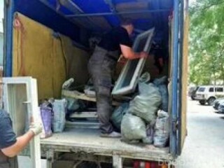vyvoz-musora-am-kamaz-v-barnaule-predlozenie-uslugi-v-obieiavlenii-u-na-baraxlanet