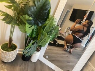 dyapril-dyyen-female-escorts-in-philadelphia-pa