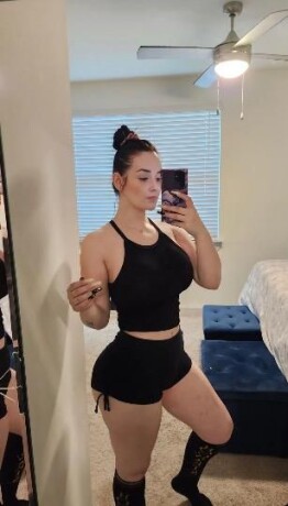 kyle-female-escorts-in-fresno-ca-779-302-5715-big-0