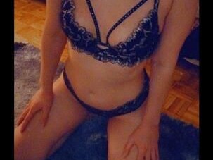 olivia-kamali-female-escorts-in-toronto-canada