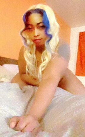 female-escorts-in-detroit-mi-231-253-2790-big-1