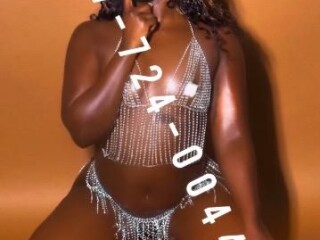 royliaa-female-escorts-in-philadelphia-pa