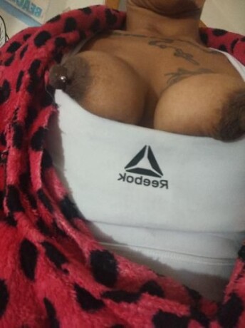pleasure-female-escorts-in-monroe-mi-734-621-1802-big-2