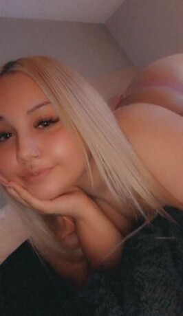 female-escorts-in-youngstown-oh-216-359-8252-big-3