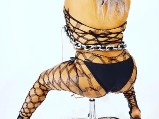 honey-female-escorts-in-virginia-beach-va