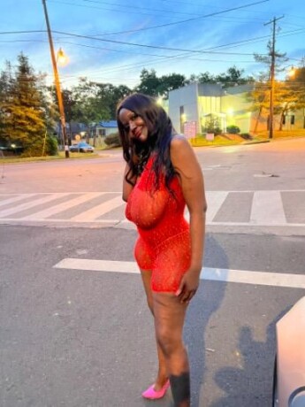 wet-chocolate-shemale-escort-in-washington-dc-442-298-3907-big-1