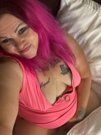 female-escorts-in-new-london-ct-203-742-0698-big-1